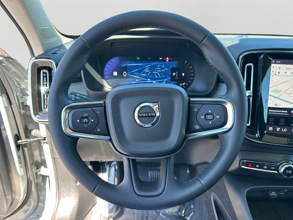 2025 Volvo XC40 B5 Core Volvo Certified