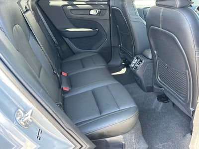 2025 Volvo XC40 B5 Core Volvo Certified