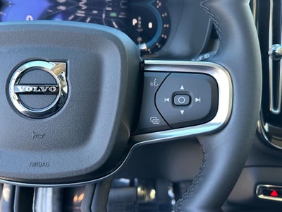 2025 Volvo XC40 B5 Core Volvo Certified