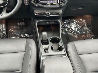 2025 Volvo XC40 B5 Core Volvo Certified