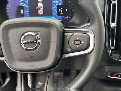 2025 Volvo XC40 B5 Core Volvo Certified