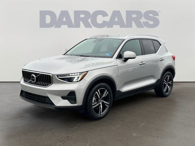 2025 Volvo XC40 B5 Core Volvo Certified