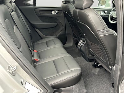 2025 Volvo XC40 B5 Core Volvo Certified