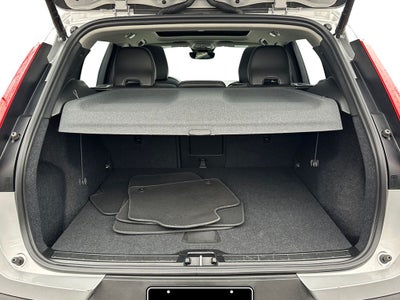 2025 Volvo XC40 B5 Core Volvo Certified
