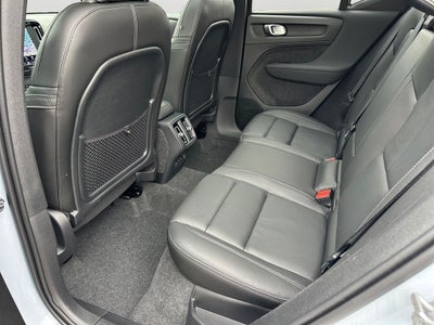 2025 Volvo XC40 B5 Core Volvo Certified