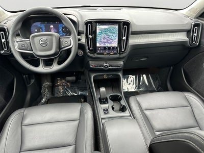 2025 Volvo XC40 B5 Core Volvo Certified