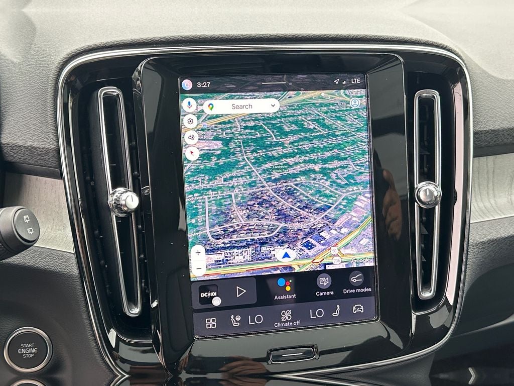 2025 Volvo XC40 B5 Core Volvo Certified