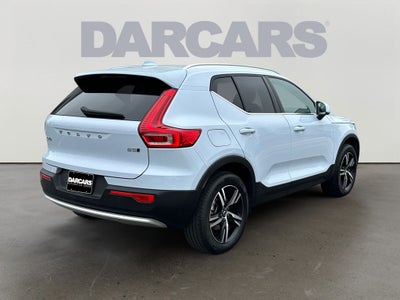 2025 Volvo XC40 B5 Core Volvo Certified