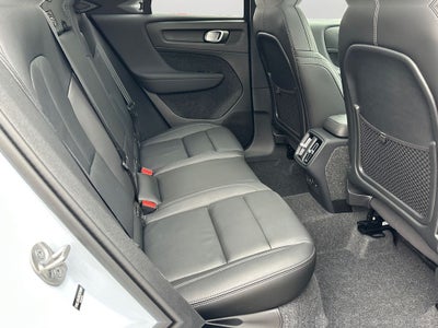 2025 Volvo XC40 B5 Core Volvo Certified