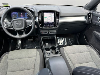 2025 Volvo XC40 B5 Core Volvo Certified