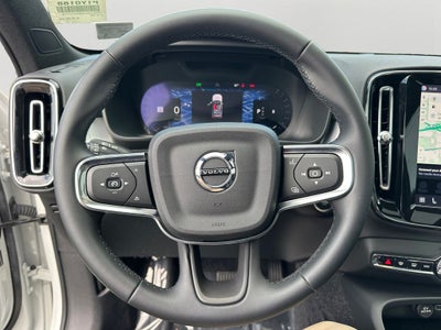 2025 Volvo XC40 B5 Core Volvo Certified