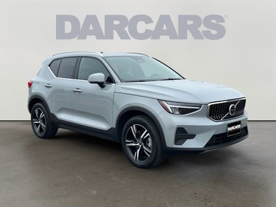 2025 Volvo XC40 B5 Core Volvo Certified