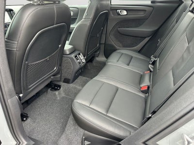 2025 Volvo XC40 B5 Core Volvo Certified