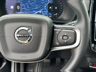 2025 Volvo XC40 B5 Core Volvo Certified