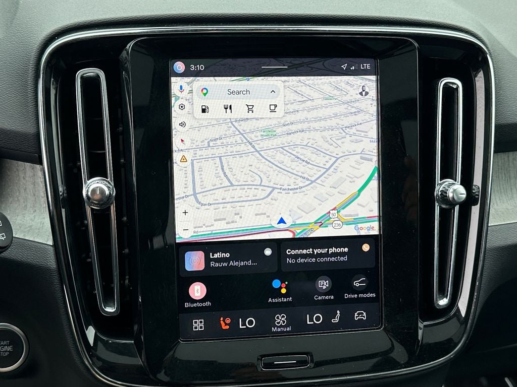 2025 Volvo XC40 B5 Core Volvo Certified