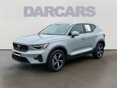 2025 Volvo XC40 B5 Core Volvo Certified