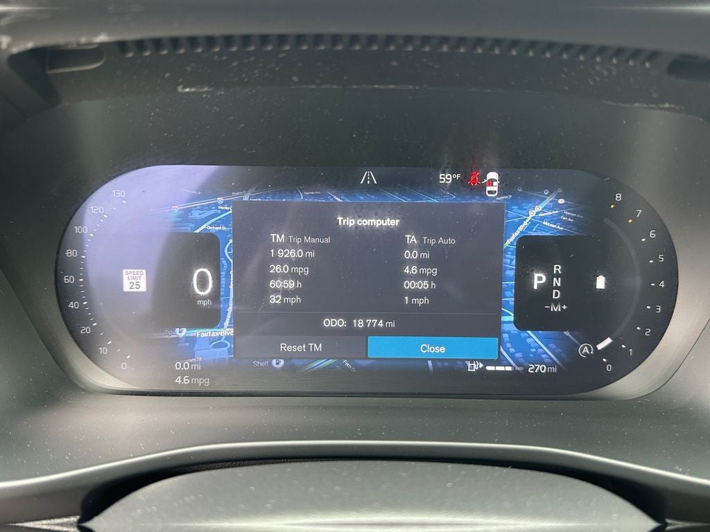 2025 Volvo XC40 B5 Core Volvo Certified