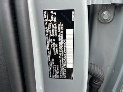2025 Volvo XC40 B5 Core Volvo Certified