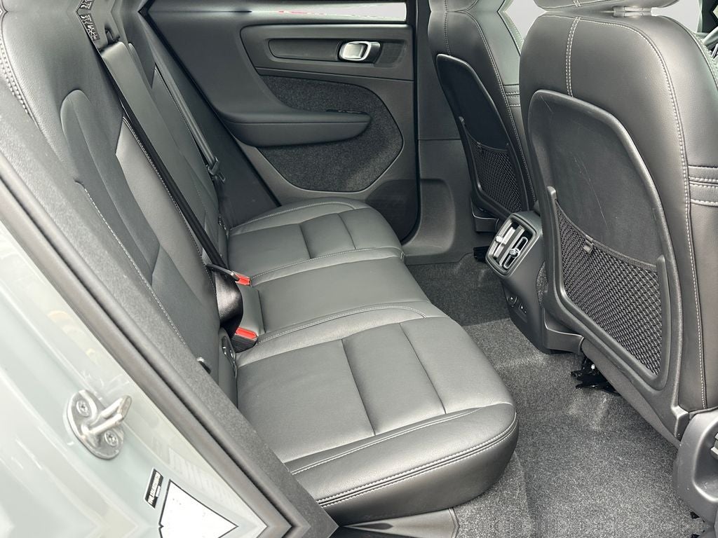 2025 Volvo XC40 B5 Core Volvo Certified