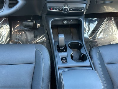 2025 Volvo XC40 B5 Core Volvo Certified