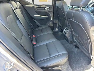 2025 Volvo XC40 B5 Core Volvo Certified