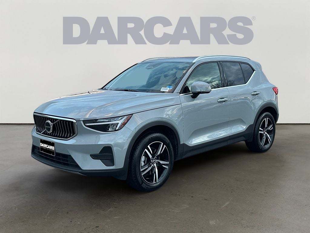 2025 Volvo XC40 B5 Core Volvo Certified