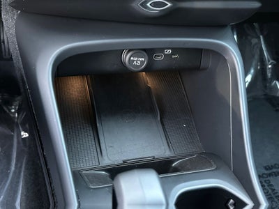 2025 Volvo XC40 B5 Core Volvo Certified