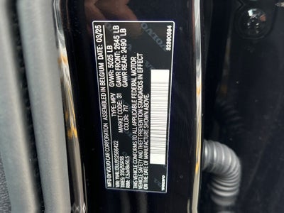 2025 Volvo XC40 B5 Core