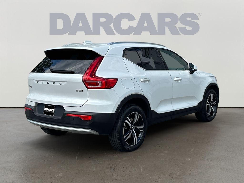 2025 Volvo XC40 B5 Core Volvo Certified