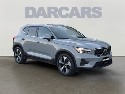 2024 Volvo XC40 B5 Core Volvo Certified