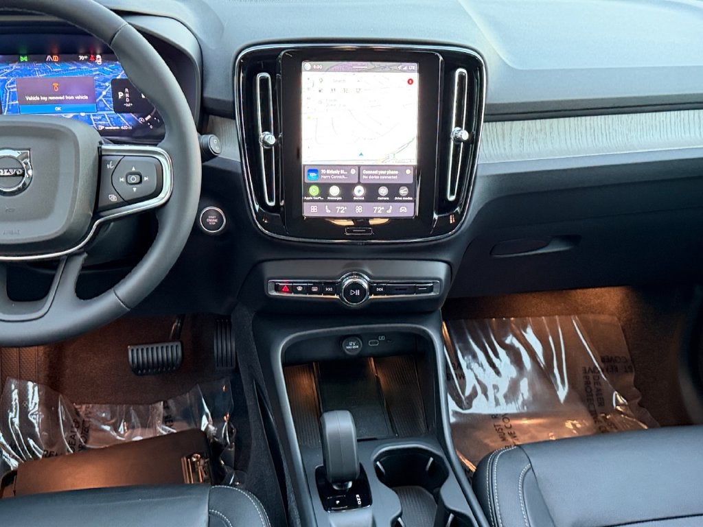 2024 Volvo XC40 B5 Core Volvo Certified