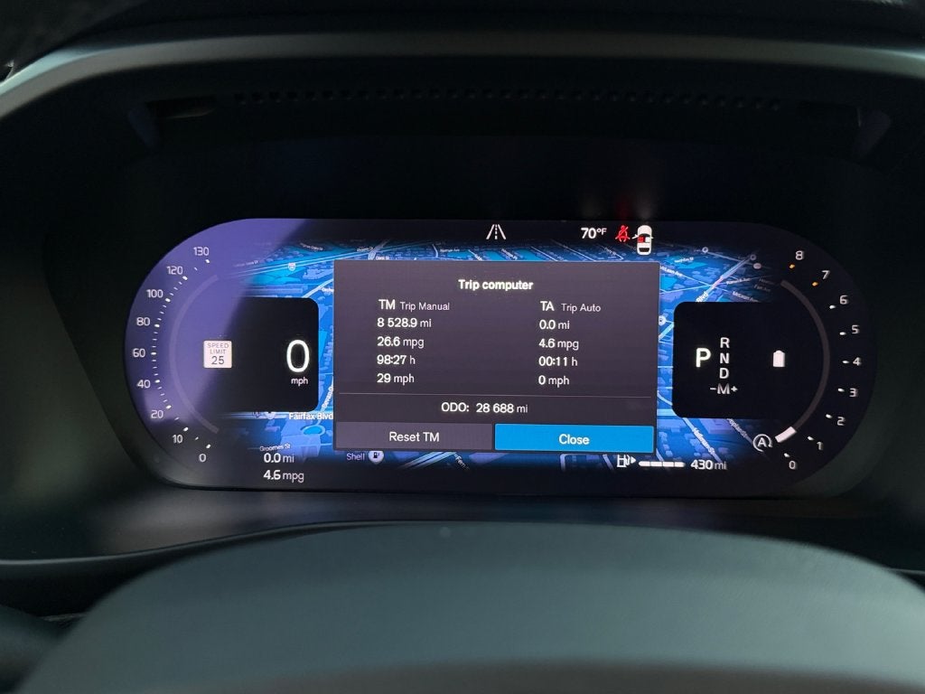 2024 Volvo XC40 B5 Core Volvo Certified