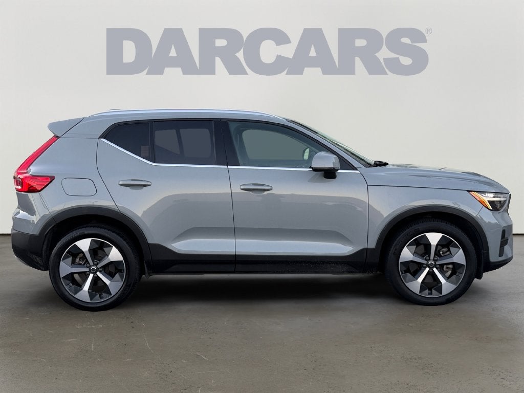 2024 Volvo XC40 B5 Core Volvo Certified