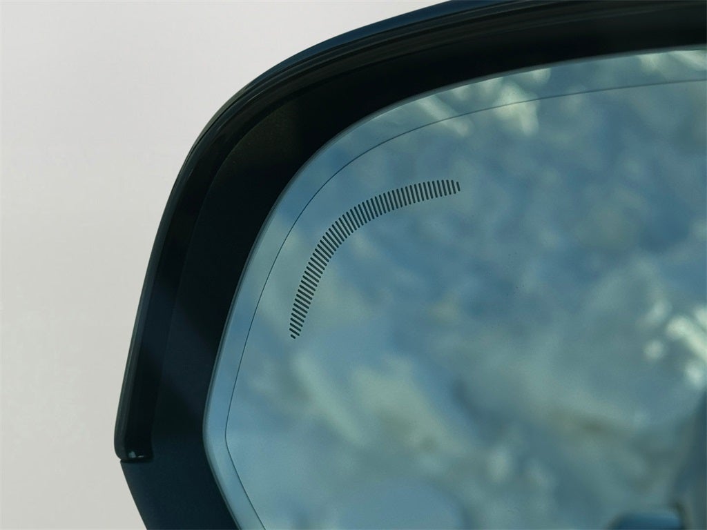 2025 Volvo XC40 B5 Ultra Dark Theme Volvo Certified Pre-Owned