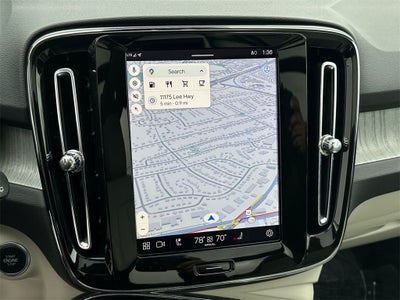 2025 Volvo XC40 B5 Ultra Dark Theme