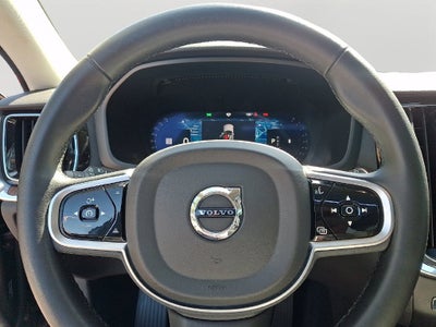 2025 Volvo V60 Cross Country B5 Plus