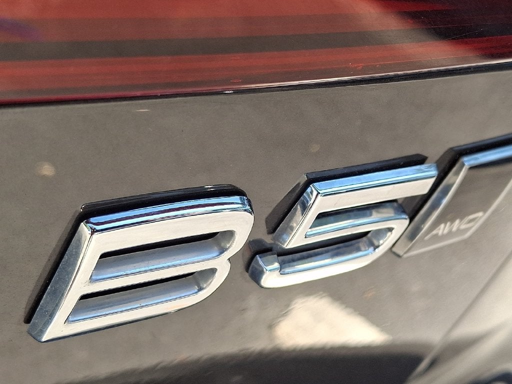 2025 Volvo V60 Cross Country B5 Plus