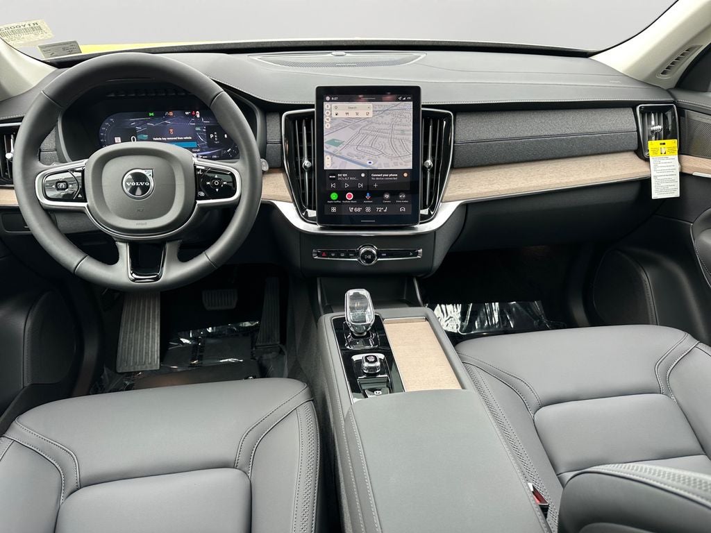 2026 Volvo XC90 B5 Plus