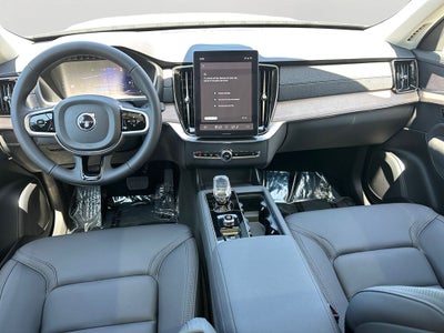 2026 Volvo XC90 B5 Plus