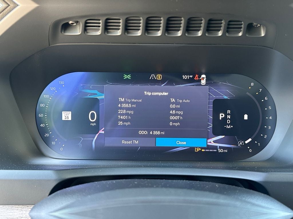 2026 Volvo XC90 B5 Plus