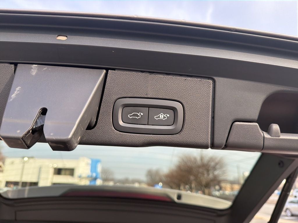 2025 Volvo XC60 B5 Plus Volvo Certified