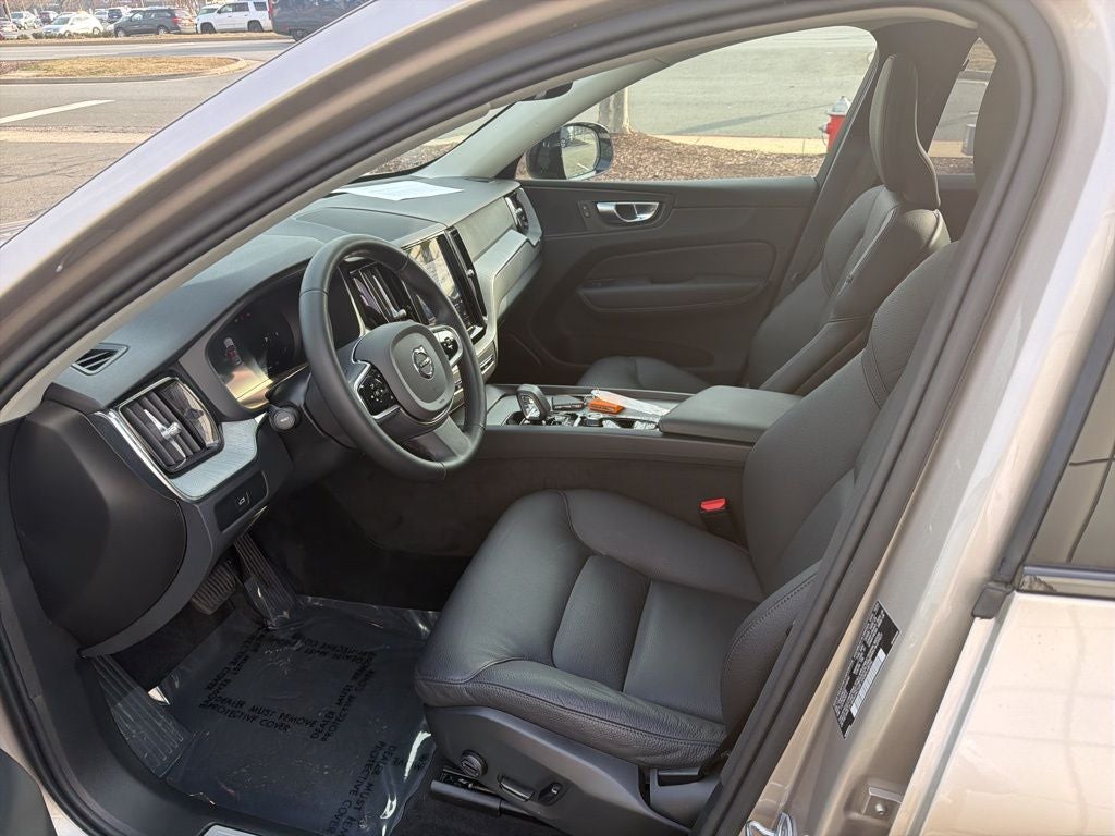 2025 Volvo XC60 B5 Plus Volvo Certified