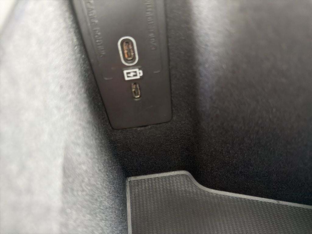 2025 Volvo XC60 B5 Plus Volvo Certified