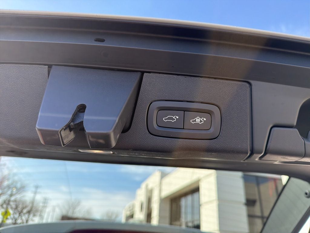 2025 Volvo XC60 B5 Plus Volvo Certified