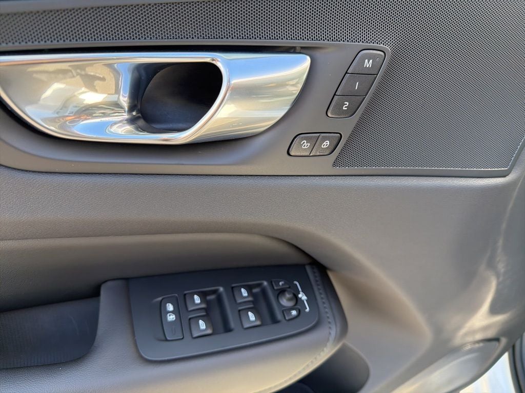 2025 Volvo XC60 B5 Plus Volvo Certified