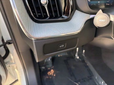 2025 Volvo XC60 B5 Plus Volvo Certified