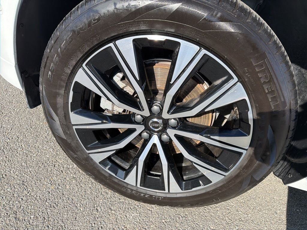 2025 Volvo XC60 B5 Plus Volvo Certified