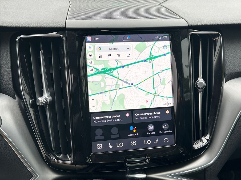 2025 Volvo XC60 B5 Plus