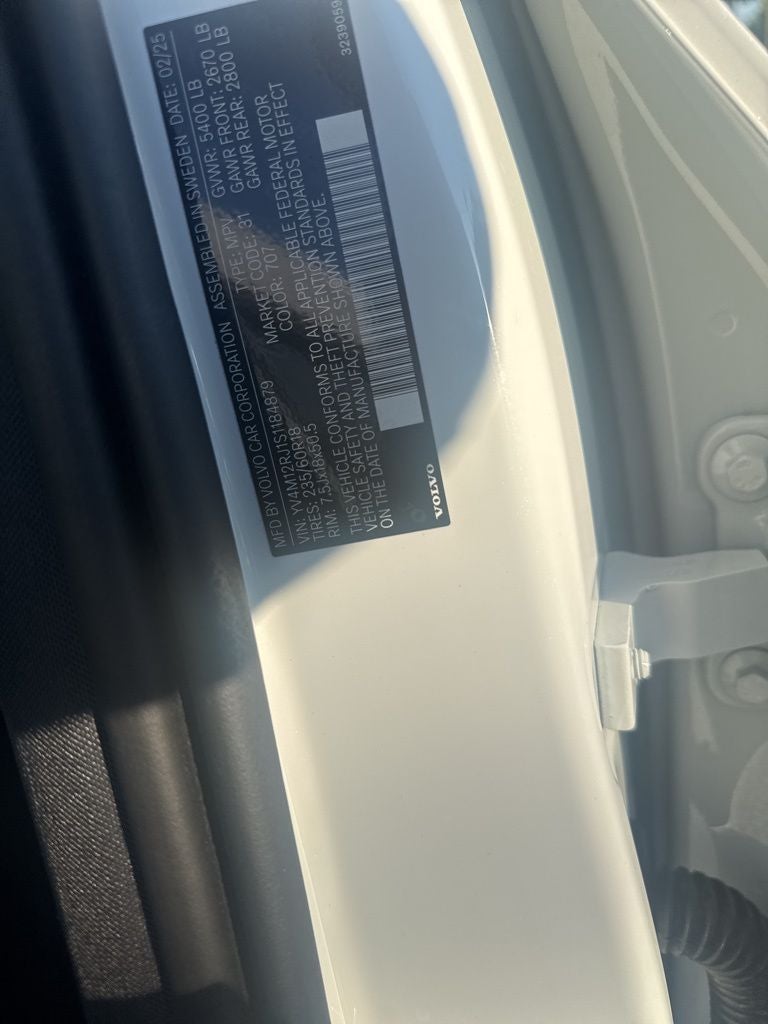 2025 Volvo XC60 B5 Core Volvo Certified