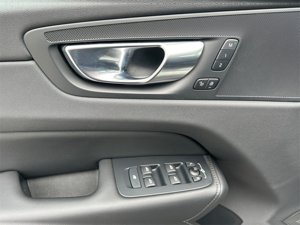 2025 Volvo XC60 B5 Core Volvo Certified Pre-Own